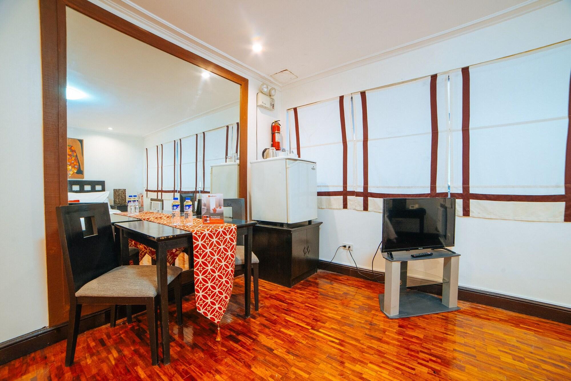 Hotel Reddoorz Premium Near Greenbelt Makati - Vaccinated Staff Makati City