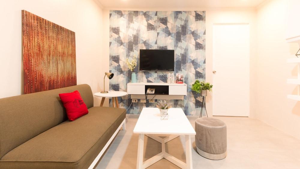 Hotel Reddoorz Premium Near Greenbelt Makati - Vaccinated Staff 4*